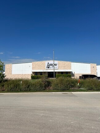 Plus de détails pour 9300 Southwest Dr, Fort Worth, TX - Industriel à louer