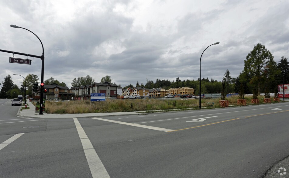 11225 240 St, Maple Ridge, BC à vendre - Photo du bâtiment - Image 2 de 39