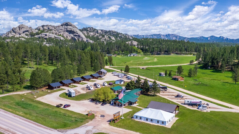 12598 Highway 16a, Custer, SD à vendre - Aérien - Image 3 de 37
