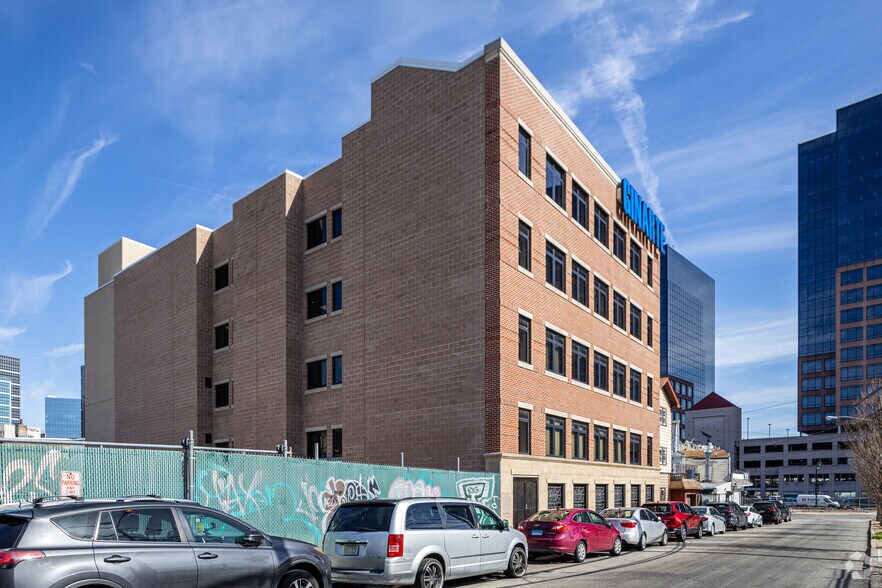400 Market St, Newark, NJ à louer - Photo du bâtiment - Image 2 de 7
