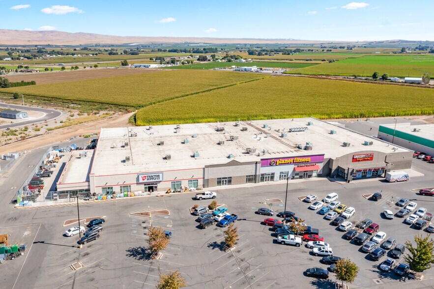 2600 Yakima Valley Hwy, Sunnyside, WA à louer - Photo du bâtiment - Image 2 de 7
