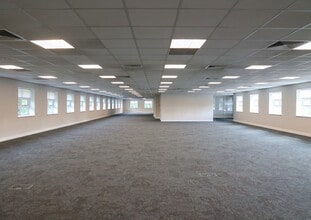 Broadlands, Wolverhampton for lease Interior Photo- Image 2 of 2