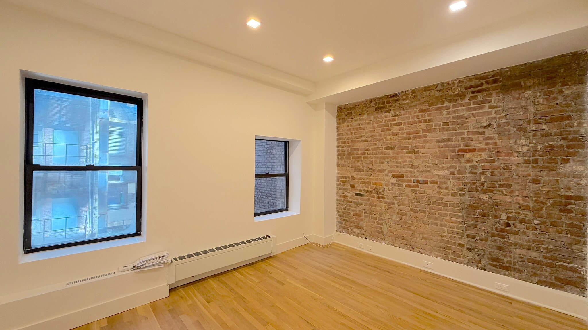 16 E 41st St, New York, NY à louer Photo intérieure- Image 1 de 5