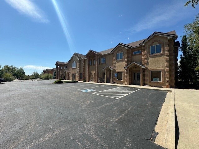 9406 Mosaic Hts, Fountain, CO for lease - Primary Photo - Image 1 of 11