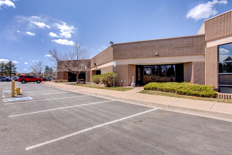 7399 S Tucson Way, Centennial, CO à vendre - Photo du bâtiment - Image 1 de 1