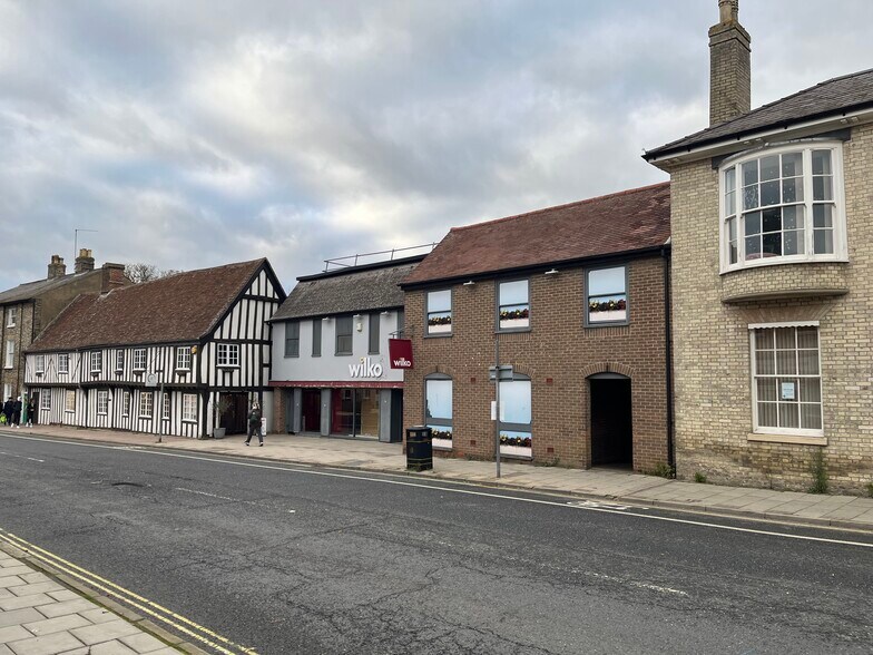 88-89 Risbygate St, Bury St Edmunds à vendre - Photo du bâtiment - Image 3 de 5