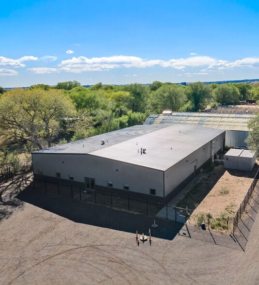 911 N Camino del Pueblo, Bernalillo, NM for sale - Building Photo - Image 2 of 16