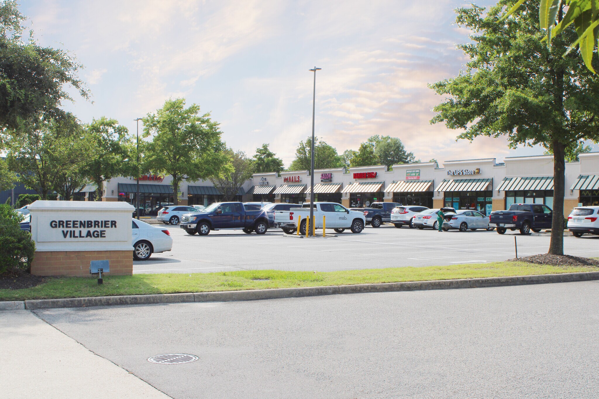 732-736 N Eden Way, Chesapeake, VA for lease Primary Photo- Image 1 of 9