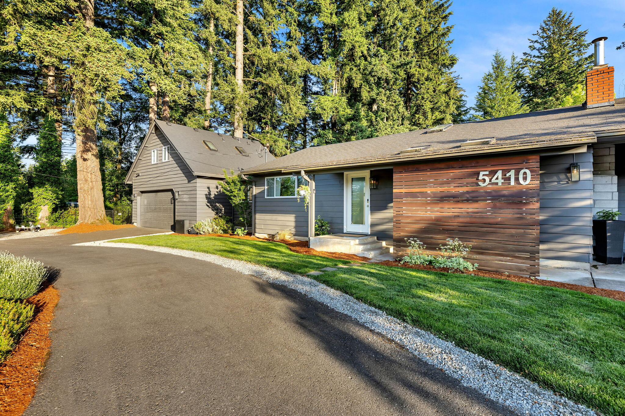 5410 NW 38th Ave, Camas, WA for sale Primary Photo- Image 1 of 65