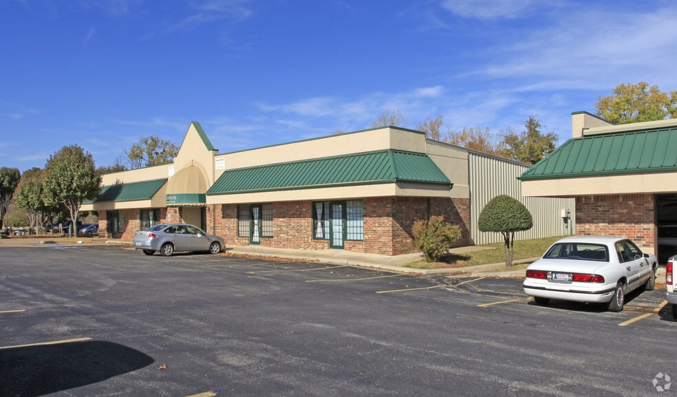 1117 S Douglas Blvd, Midwest City, OK for sale - Building Photo - Image 2 of 4