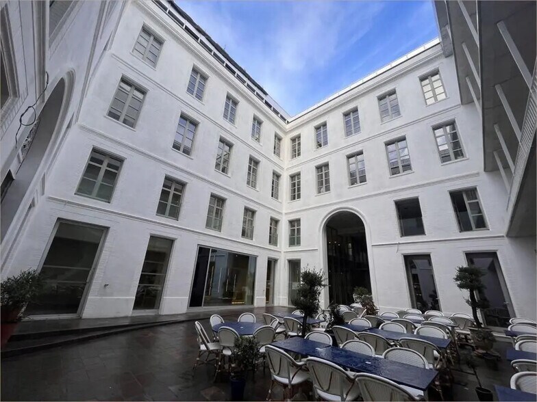 24 Rue Croix Baragnon, Toulouse à louer - Photo du bâtiment - Image 2 de 15