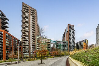 Plus de détails pour Viaduct Gdns, Londres - Commerce de détail à louer