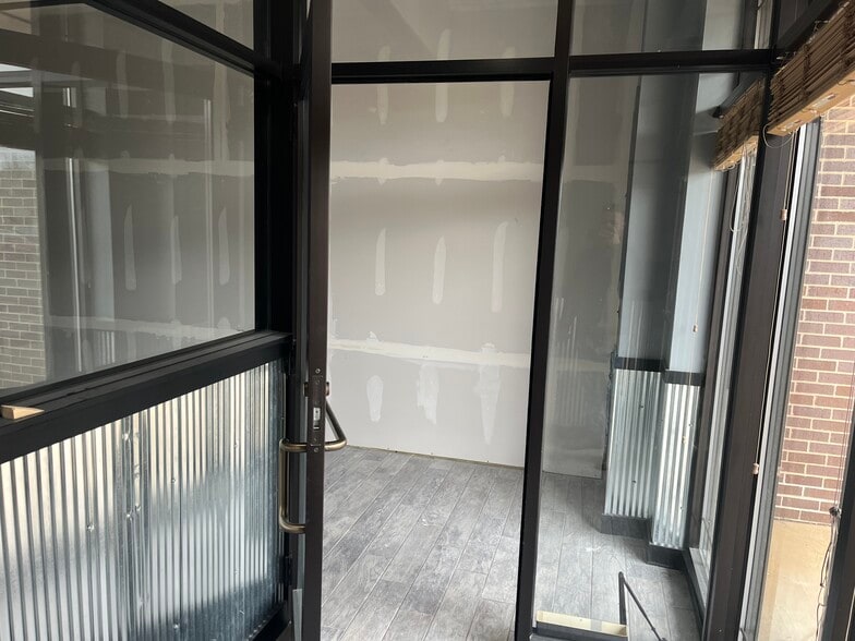 6220 Nesbitt Rd, Fitchburg, WI à louer - Photo du bâtiment - Image 2 de 15