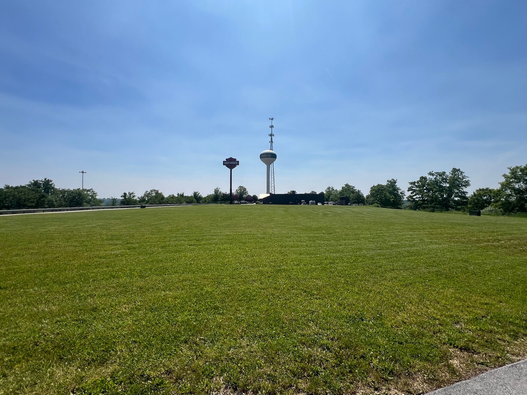 000 Fort Henry Rd, Triadelphia, WV à vendre Photo principale- Image 1 de 46