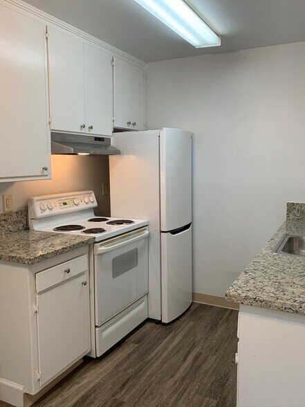2700 32nd St, Sacramento, CA à vendre - Photo intérieure - Image 3 de 21