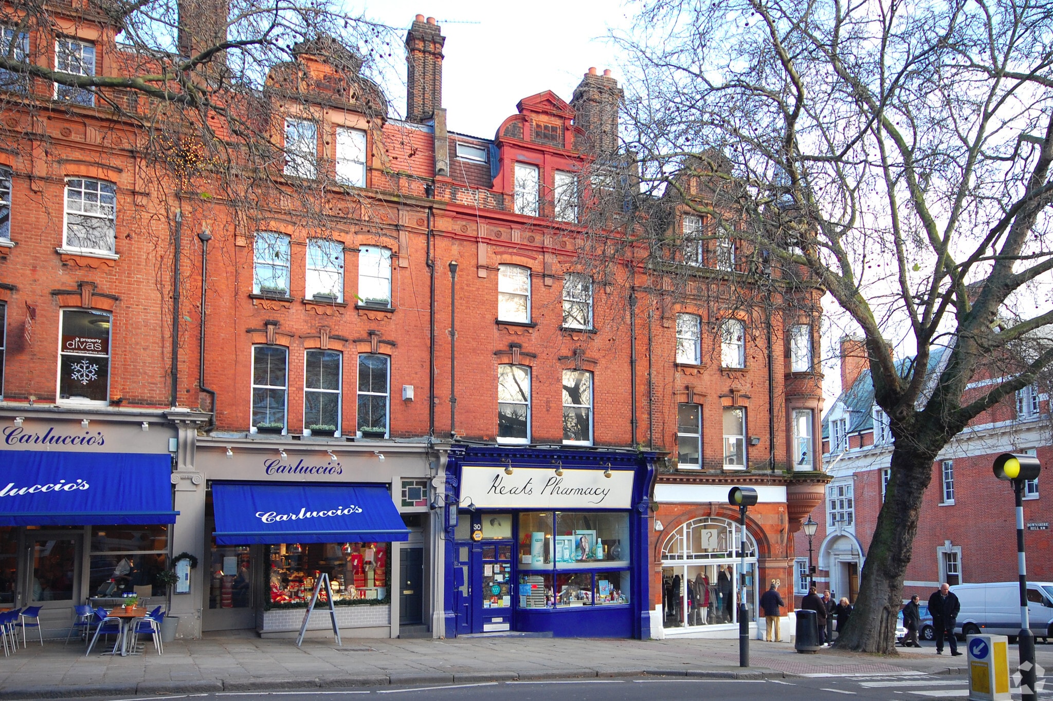 30 Rosslyn Hl, London for lease Primary Photo- Image 1 of 3
