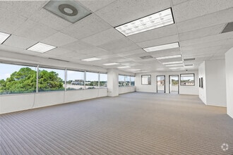 1112 E Copeland Rd, Arlington, TX for sale Interior Photo- Image 2 of 6