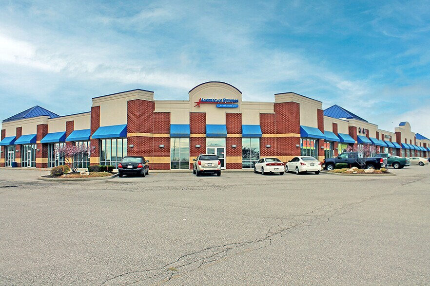 7650 Plummer Business Dr, Troy, IL à louer - Photo du bâtiment - Image 1 de 5