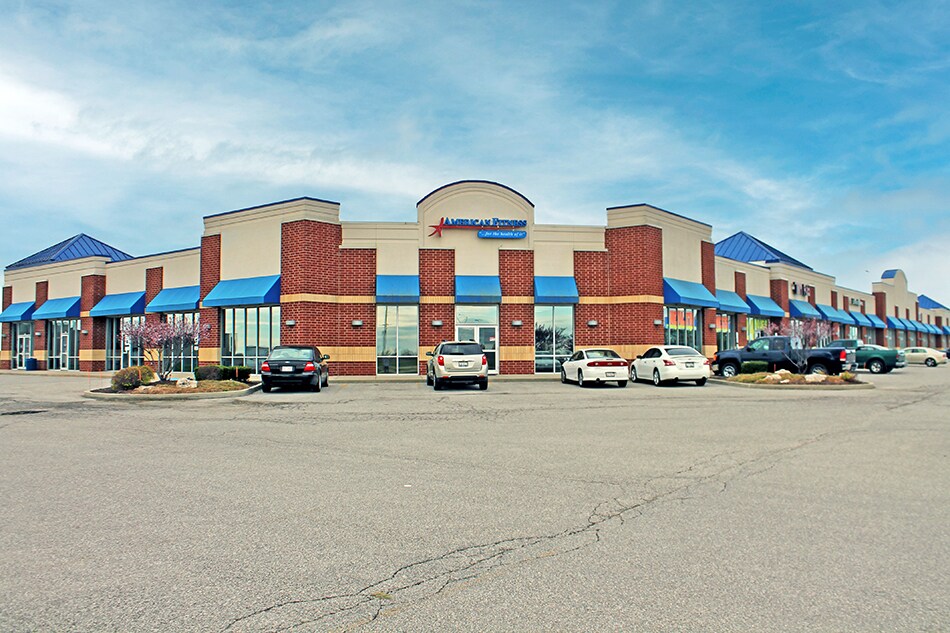 7650 Plummer Business Dr, Troy, IL à louer Photo du bâtiment- Image 1 de 6