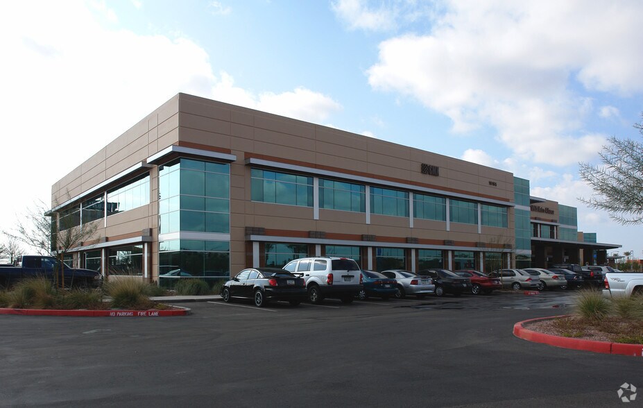 16165 N 83rd Ave, Peoria, AZ à louer - Photo du bâtiment - Image 2 de 9