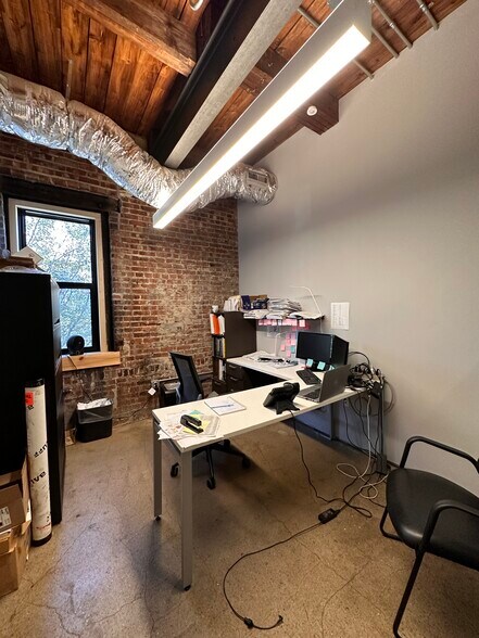 317-325 S Main St, Pittsburgh, PA à louer - Photo intérieure - Image 2 de 14