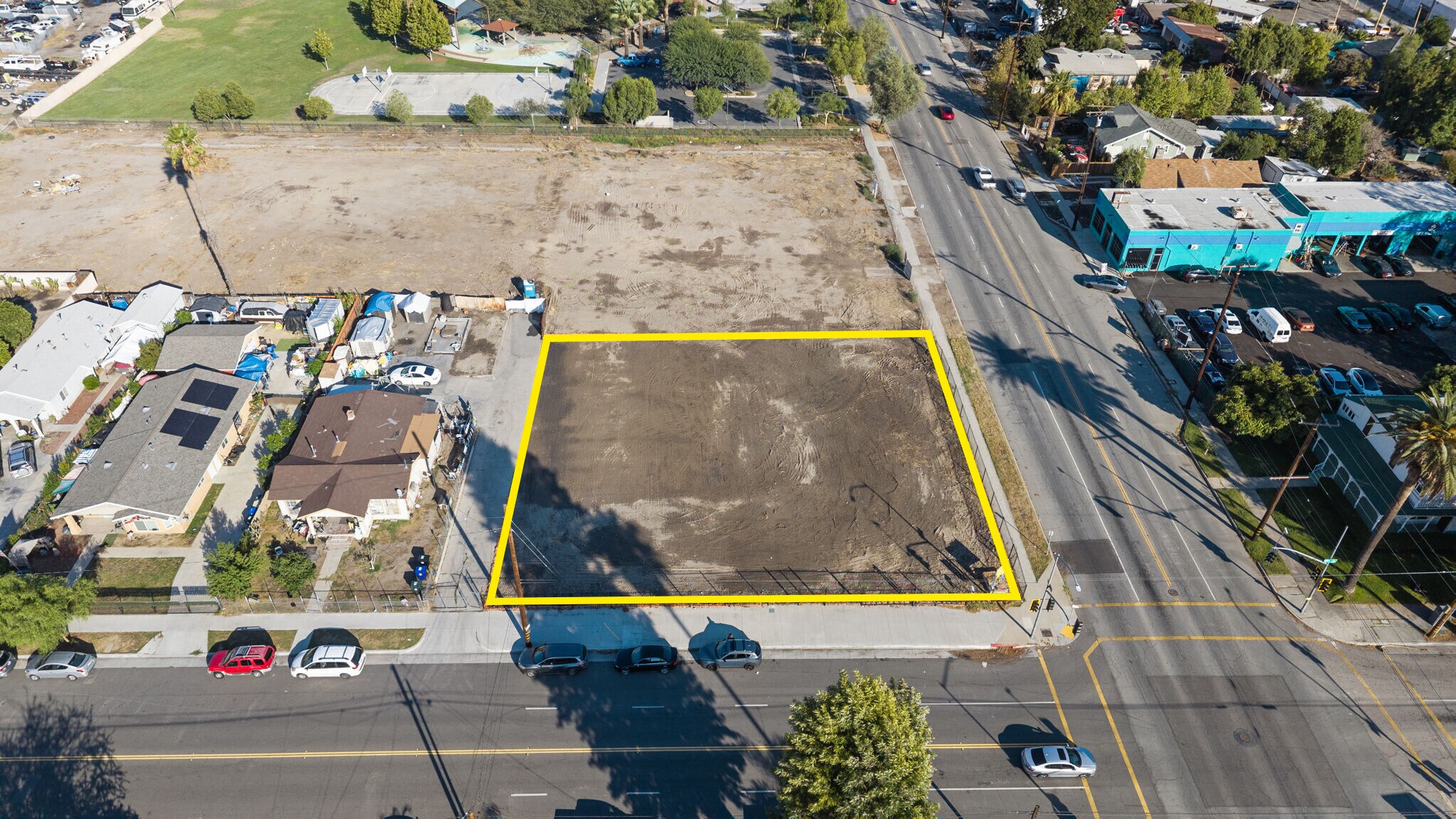 901 N F St, San Bernardino, CA à vendre Aérien- Image 1 de 9