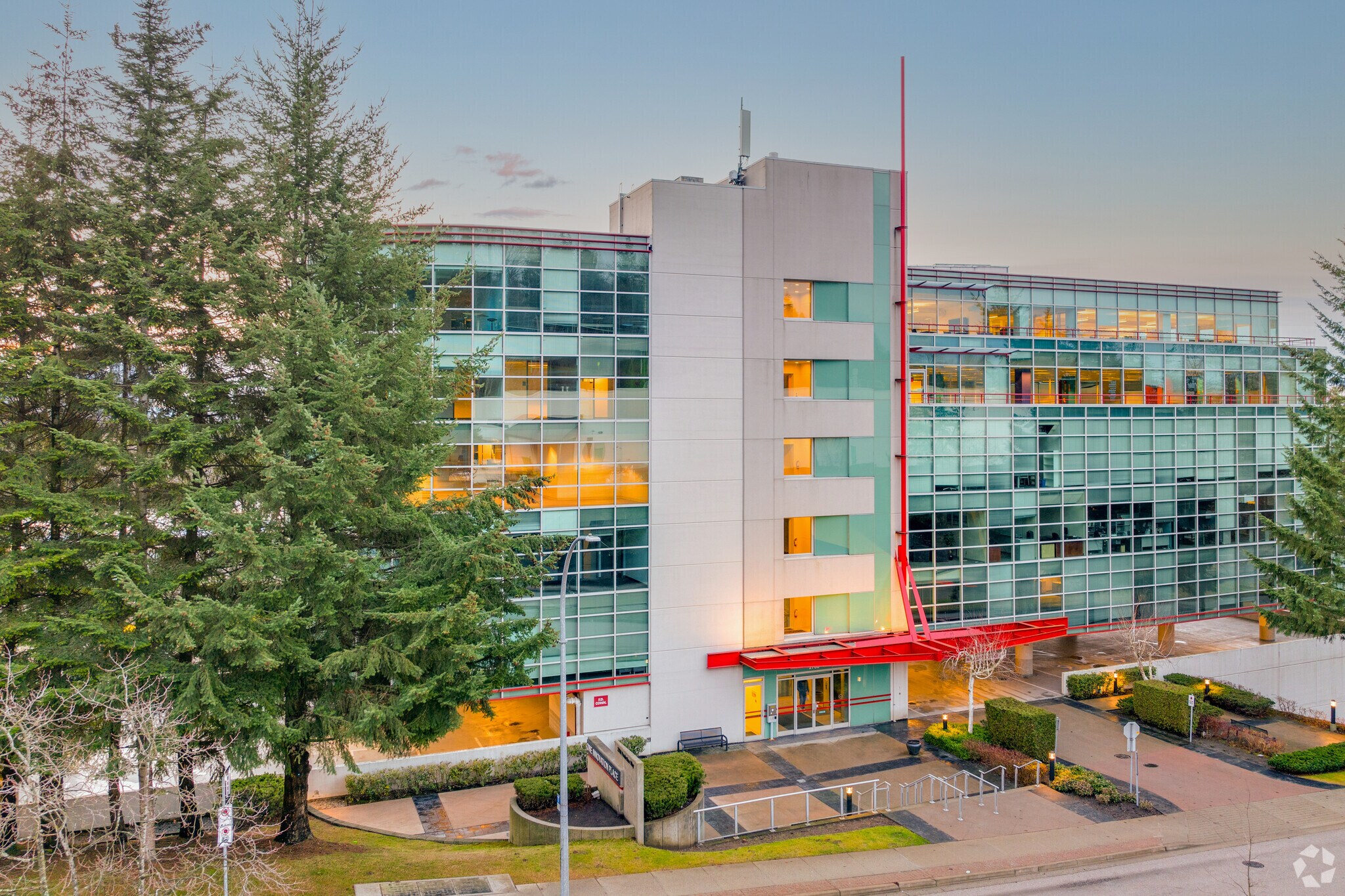 2700 Production Way, Burnaby, BC à vendre Photo du bâtiment- Image 1 de 1