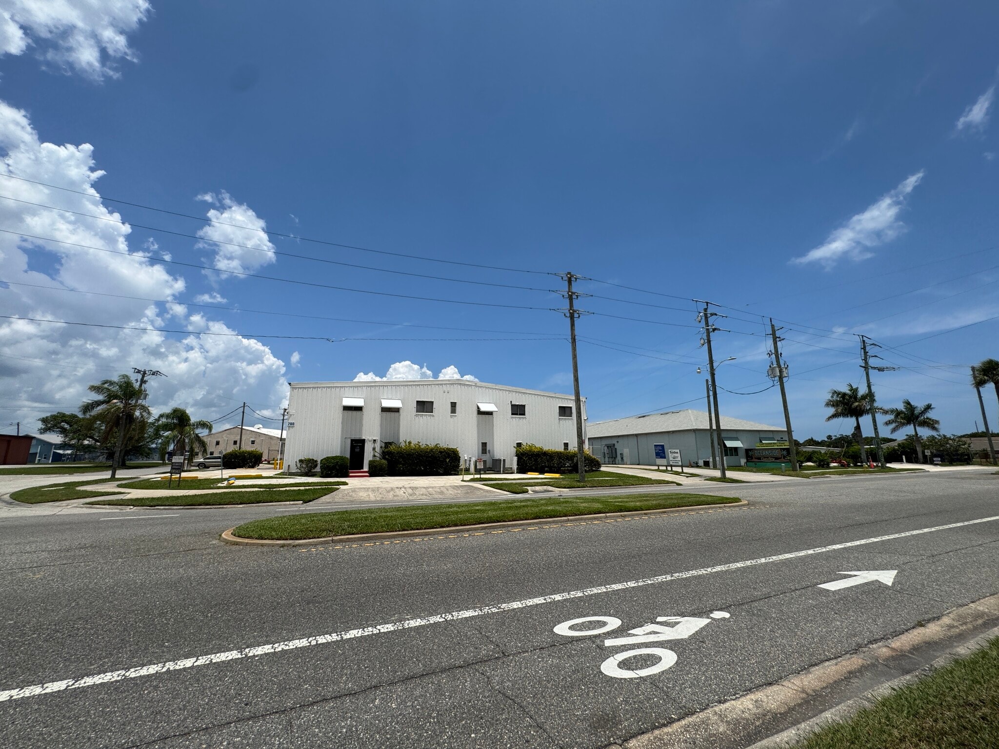 280 W Central Blvd, Cape Canaveral, FL for lease Building Photo- Image 1 of 19