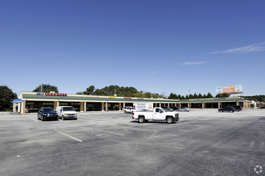 884 Buford Dr, Lawrenceville, GA for lease - Primary Photo - Image 1 of 11