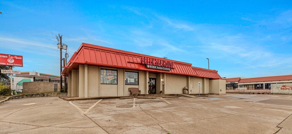 645 Harwood Rd, Bedford, TX for sale - Building Photo - Image 1 of 34