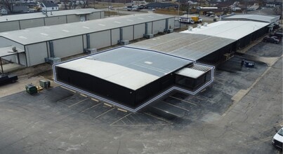 555-559 N 13th St, Rogers, AR for lease Building Photo- Image 1 of 14