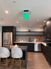 868 W Ash St, San Diego, CA for lease Interior Photo- Image 2 of 5