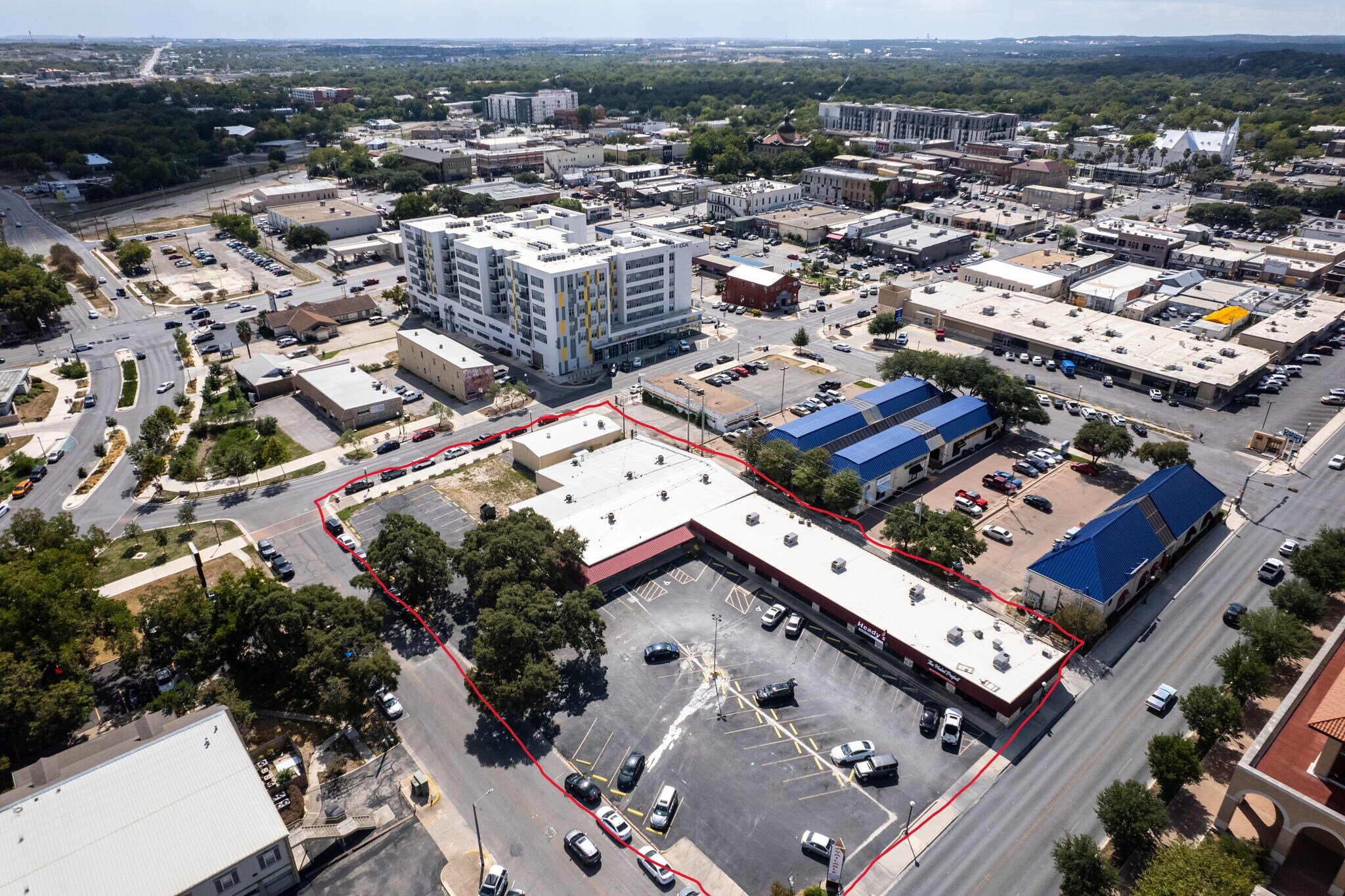 312-320 University Dr, San Marcos, TX for lease Primary Photo- Image 1 of 22