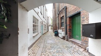 Plus de détails pour Hills Ln, Shrewsbury - Bureau à louer