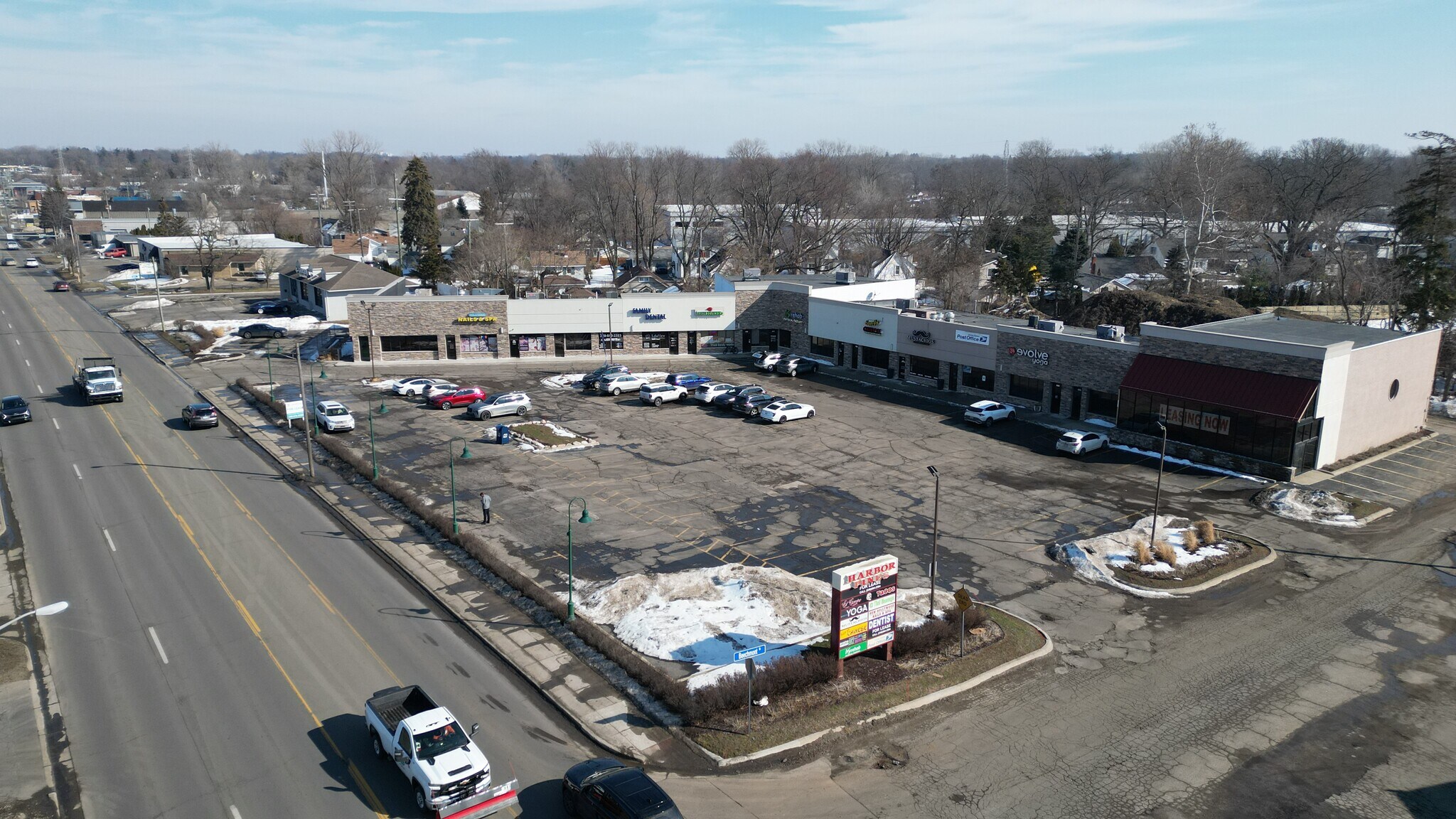 2807-2867 Orchard Lake Rd, Sylvan Lake, MI for lease Primary Photo- Image 1 of 20