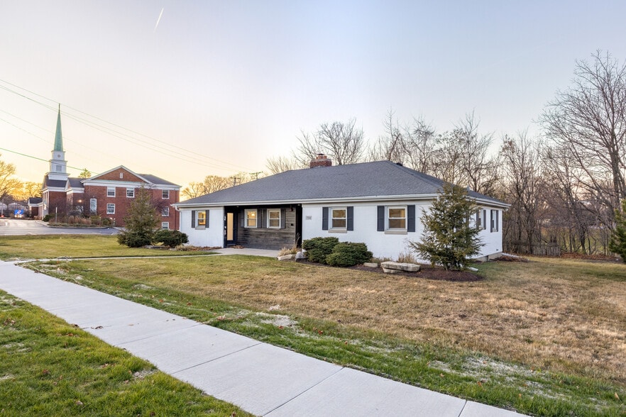 704 E 9th St, Lockport, IL for sale - Building Photo - Image 3 of 35