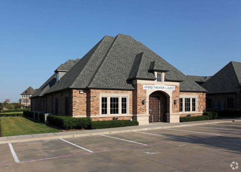 7508 San Jacinto Pl, Plano, TX à vendre - Photo du bâtiment - Image 3 de 4