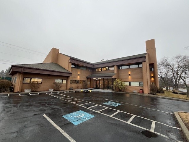 4610 N Ash St, Spokane, WA for lease - Building Photo - Image 2 of 3