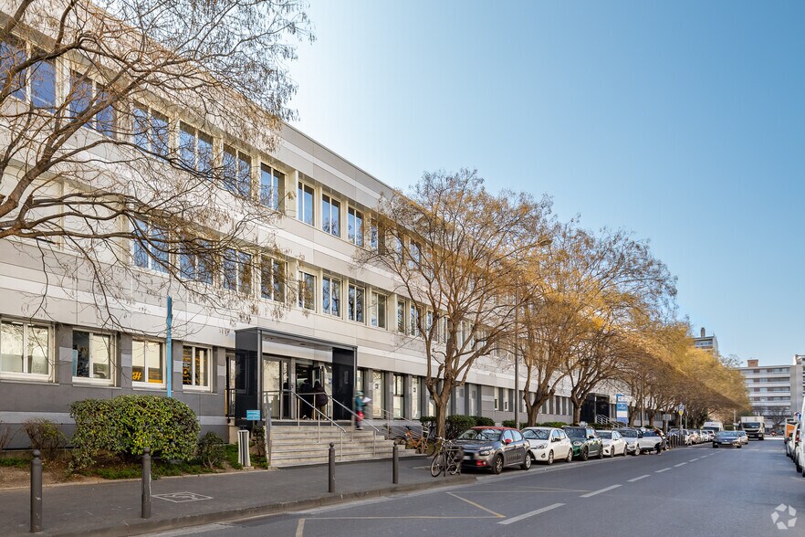 33 Rue Negresko, Marseille à louer - Photo du bâtiment - Image 2 de 10