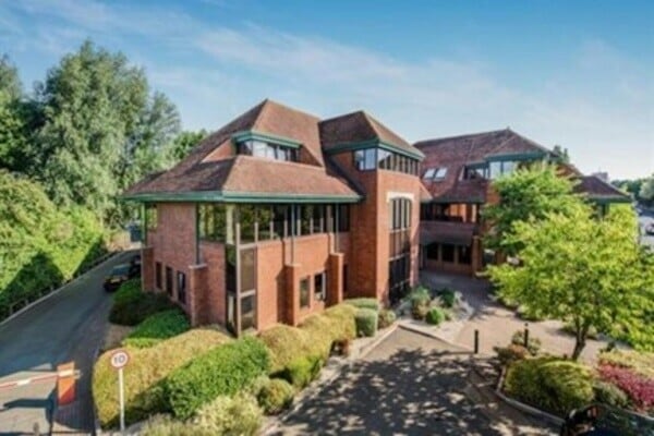 Oxford Rd, Thame for lease Primary Photo- Image 1 of 5