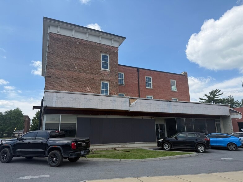 120 Buffalo st, Johnson City, TN for sale - Building Photo - Image 2 of 16