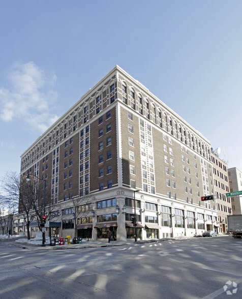 Washington Ave Condo Portfolio portfolio of 3 properties for sale on LoopNet.ca - Building Photo - Image 1 of 7