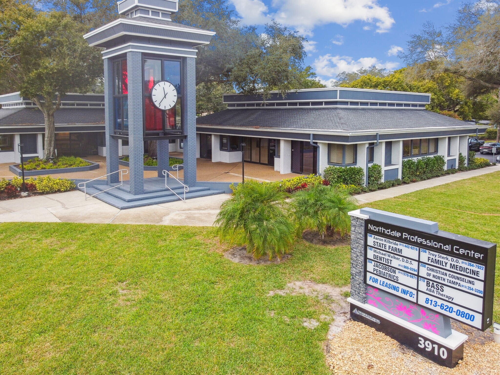 3910 Northdale Blvd, Tampa, FL à vendre Photo du bâtiment- Image 1 de 55