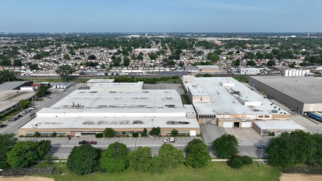Plus de détails pour 4850 S Kilbourn Ave, Chicago, IL - Industriel à louer