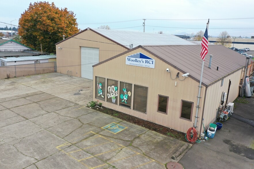 30046 Federal Ln, Eugene, OR for sale - Building Photo - Image 2 of 23