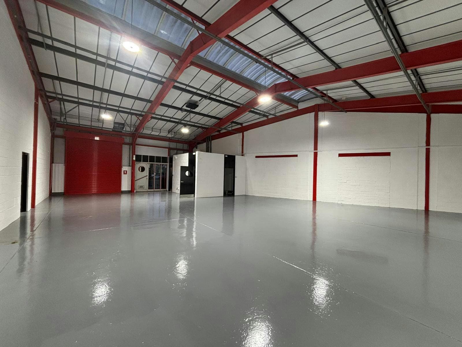 10 North Ave, Clydebank for lease Interior Photo- Image 1 of 6