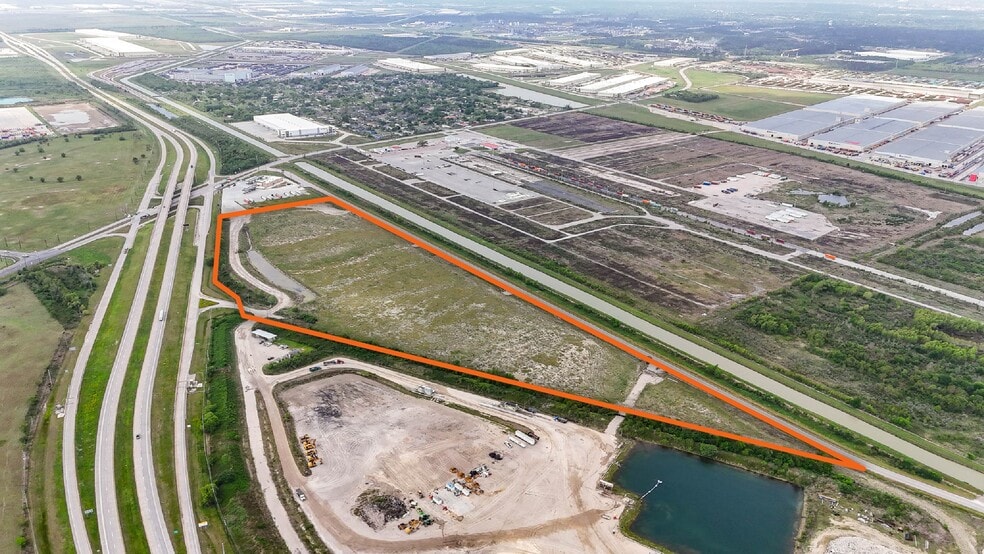 TBD FM 565, Baytown, TX à vendre - Photo du bâtiment - Image 3 de 18