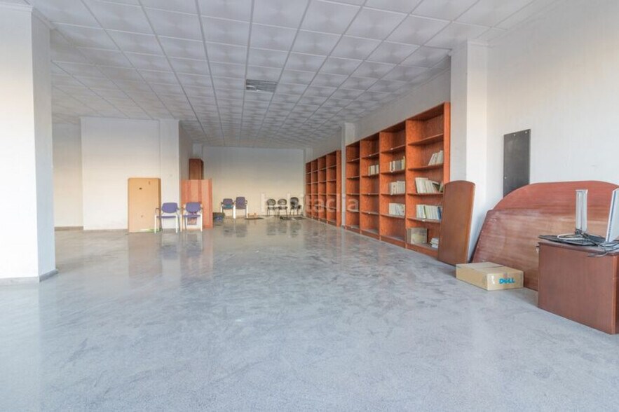 Retail in València for sale - Building Photo - Image 3 of 16
