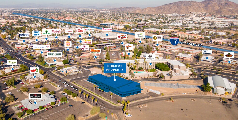 10215 N 28th Dr, Phoenix, AZ à louer - Photo du bâtiment - Image 2 de 8