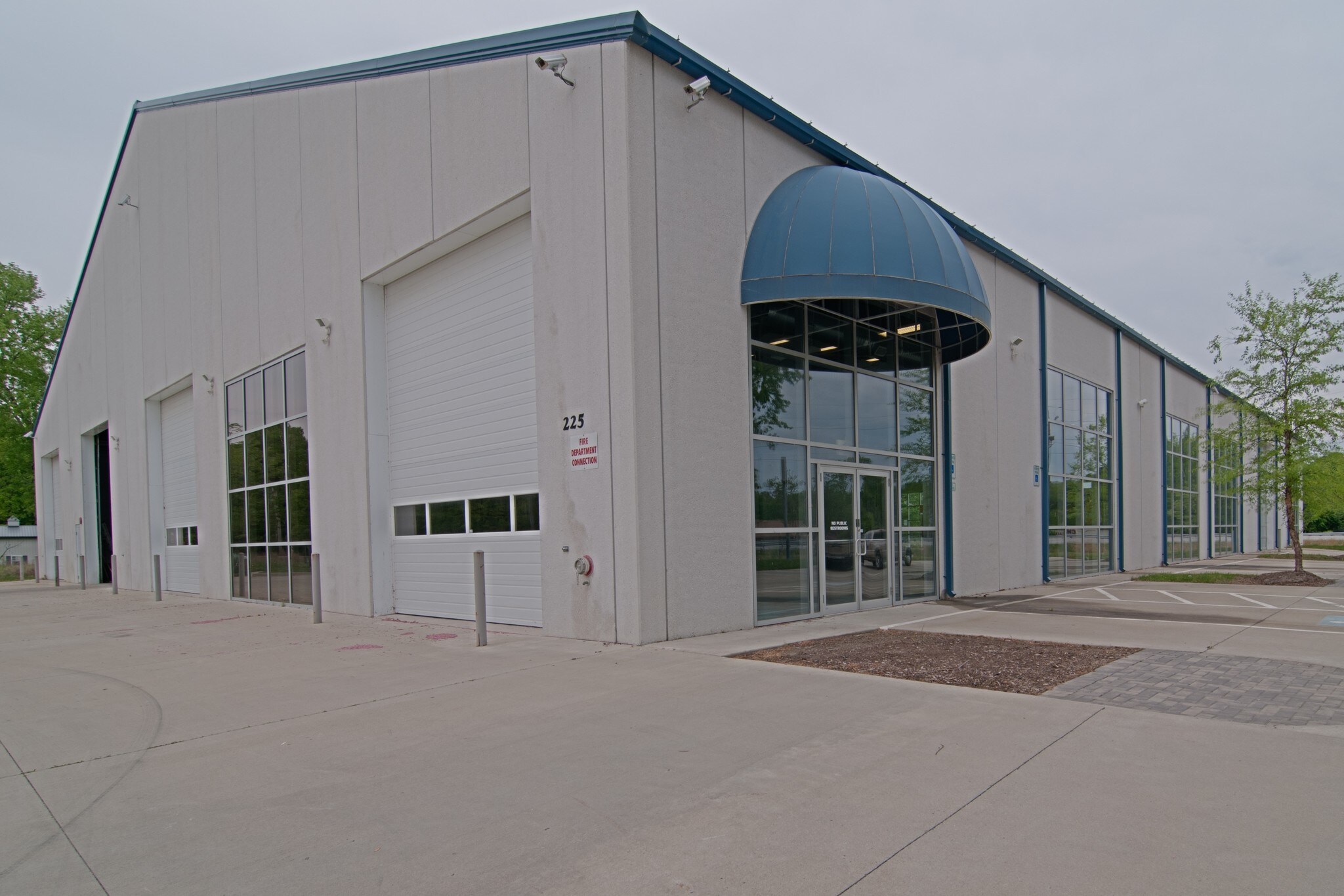 225 Hess Rd, Grasonville, MD à vendre Photo du bâtiment- Image 1 de 20